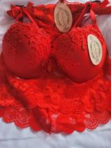 Conjunto de calcinha com sutiã