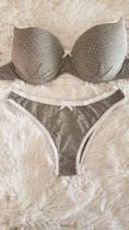 Conjunto de calcinha e sutiã de algodão cinza e poá branco