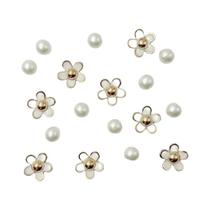 Conjunto De Charms Para Sapatos Margarida Branca 18 Peças Fivelas De Flor De Pérola Decorações DIY
