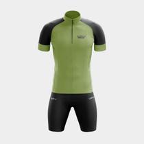 Conjunto de Ciclismo Masculino- Camisa Way Fresh Verde Militar e Bermuda Espuma