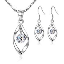 Conjunto de Colar e Brincos de Prata 925 com Zircônias Cúbicas - Ideal para Noivas Conjunto de Colar e Brincos de Prata 925 com Zircônias Cúbicas - Ideal para Noivas