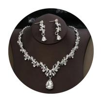 Conjunto de Colar e Brincos para Noivas Debutantes Madrinhas Conjunto de Colar e Brincos para Noivas Debutantes Madrinhas