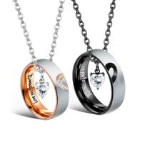 Conjunto de colares ZELORES CZ Heart Pendant em aço inoxidável Couple Conjunto de colares ZELORES CZ Heart Pendant em aço inoxidável Couple