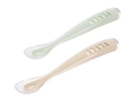 Conjunto de Colheres para Bebê Béaba em Silicone Macio com Estojo de Viagem Conjunto de Colheres para Bebê Béaba em Silicone Macio com Estojo de Viagem