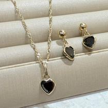 Conjunto De Coração Com Zirconia Folheado A Ouro