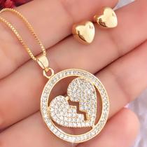 Conjunto de coração cravejado Conjunto de coração cravejado