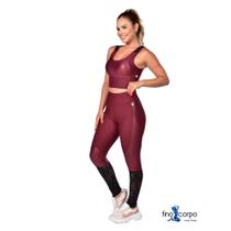 Conjunto de Cropped e Legging Suplex Emana com recortes