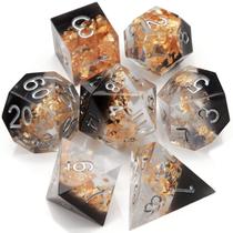 Conjunto de dados Haxtec Black Sharp Edge Resin com flocos de ouro D&D
