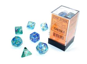Conjunto de dados poliédricos Chessex Nebula Oceanic com luminária dourada Conjunto de dados poliédricos Chessex Nebula Oceanic com luminária dourada