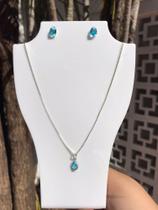 Conjunto de gota azul