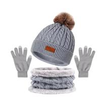 Conjunto de Inverno Feminino: Chapéu, Cachecol e Luvas com Bola de Pele Sintética