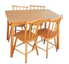 Conjunto de Jantar Colonial Brisa Mesa Mel/Sinamão110X80 cm + 04 Cadeiras Mel Rustico - Linda.