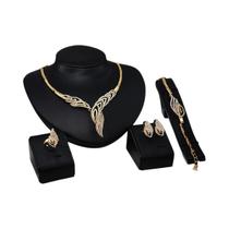 Conjunto De Joias Femininas Elegantes Brincos De Metal Colar Pulseira Anel Para Banquetes Presentes Conjunto De Joias Femininas Elegantes Brincos De Metal Colar Pulseira Anel Para Banquetes Presentes