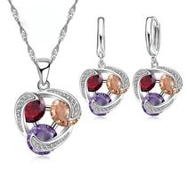 Conjunto De Joias Femininas Em Prata Esterlina 925 Com Zircônia Cúbica: Colar Com Pingente E Brincos Conjunto De Joias Femininas Em Prata Esterlina 925 Com Zircônia Cúbica: Colar Com Pingente E Brincos
