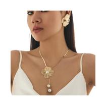 Conjunto De Joias Femininas Românticas Com Colar Choker De Pérolas Em Forma De Flor E Brincos De
