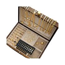 Conjunto De Joias Retrô Douradas Para Mulheres Com 83 Peças: Anéis, Colares E Pulseiras Multicamadas Conjunto De Joias Retrô Douradas Para Mulheres Com 83 Peças: Anéis, Colares E Pulseiras Multicamadas