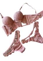 Conjunto de lingerie capricho com e renda e tule