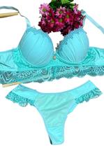 Conjunto de lingerie com aplicação de tule e renda