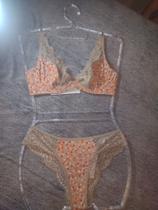 Conjunto de lingerie com renda Conjunto de lingerie com renda