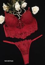 Conjunto de lingerie cropped sensual em tule bordado com calcinha fio duplo string com regulagem.