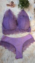 Conjunto de lingerie de renda cor roxa