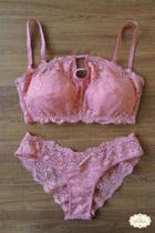 Conjunto de lingerie em renda com top faixa sem fecho bojo removível - Divina - Rosa Donzela - P