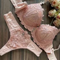 Conjunto de lingerie em renda guipir