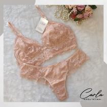 Conjunto de lingerie rendado sem bojo