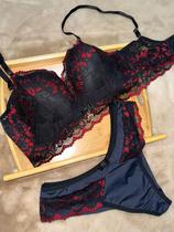 Conjunto De Lingerie Thays Com Bojo E Aro.