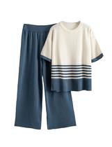 Conjunto de lounge de 2 peças para bronzeamento feminino listrado em malha azul marinho tamanho L Conjunto de lounge de 2 peças para bronzeamento feminino listrado em malha azul marinho tamanho L