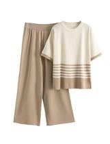 Conjunto de lounge feminino bronzeado de 2 peças em malha cáqui listrada (M) Conjunto de lounge feminino bronzeado de 2 peças em malha cáqui listrada (M)