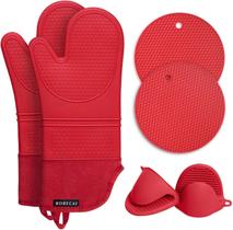 Conjunto de luvas de forno e porta-panelas Rorecay, resistente ao calor, vermelho Conjunto de luvas de forno e porta-panelas Rorecay, resistente ao calor, vermelho