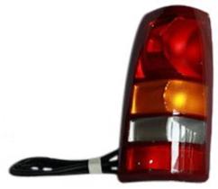 Conjunto de luz traseira TYC compatível com Silverado 1999-2002 Conjunto de luz traseira TYC compatível com Silverado 1999-2002