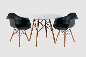 Conjunto De Mesa 2 Poltronas Pretas Eames 90 Cm Base Madeira Tampo de Vidro Conjunto De Mesa 2 Poltronas Pretas Eames 90 Cm Base Madeira Tampo de Vidro