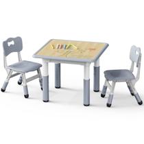 Conjunto de Mesa Infantil e 2 Cadeiras Brelley Ajustável 60x60cm Conjunto de Mesa Infantil e 2 Cadeiras Brelley Ajustável 60x60cm