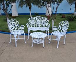 Conjunto de Mesa Para Jardim com Namoradeira e Mesa Baixa Jardim em Alumínio Fundido Unifer Móveis