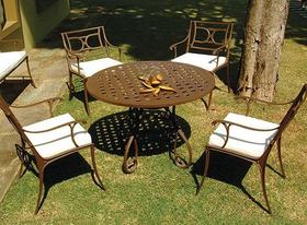 Conjunto de Mesa Para Jardim Florença em Alumínio Fundido Unifer Móveis
