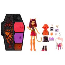 Conjunto de moda Monster High Doll Toralei Stripe com mais de 19 surpresas