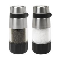 Conjunto de moedor de sal e pimenta OXO Good Grips em aço inoxidável Conjunto de moedor de sal e pimenta OXO Good Grips em aço inoxidável