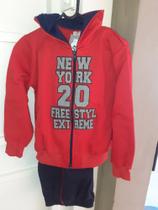 conjunto de moletom vermelho com ziper e capuz forrado numero 6