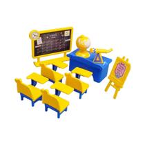 Conjunto De Móveis Para Casa De Bonecas Miniatura Infantil: Mesa, Cadeira, Lousa E Decoração De Conjunto De Móveis Para Casa De Bonecas Miniatura Infantil: Mesa, Cadeira, Lousa E Decoração De