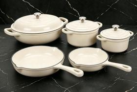 Conjunto de Panelas QuliMetal 5 Peças em Ferro Fundido Esmaltado Creme Conjunto de Panelas QuliMetal 5 Peças em Ferro Fundido Esmaltado Creme