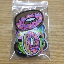 Conjunto De Patches Bordados De Cupcake Sortidos 13 Peças Decoração De Tecido DIY Para Costura E