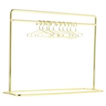 Conjunto de prateleiras de roupas para bonecas em miniatura STOBOK com 10 cabides Conjunto de prateleiras de roupas para bonecas em miniatura STOBOK com 10 cabides