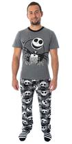 Conjunto de presente, calça de pijama, camisa e meias aconchegantes Nightmare Before Christmas Jack Skellington para adultos Conjunto de presente, calça de pijama, camisa e meias aconchegantes Nightmare Before Christmas Jack Skellington para adultos