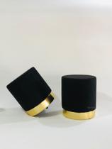 Conjunto de Puff com detalhes dourado no rodapé - decoração para sala de estar - Preto Suede Conjunto de Puff com detalhes dourado no rodapé - decoração para sala de estar - Preto Suede