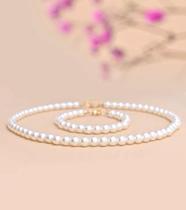 Conjunto de Pulseira e Colar de pérolas brancas Pinterest Conjunto de Pulseira e Colar de pérolas brancas Pinterest