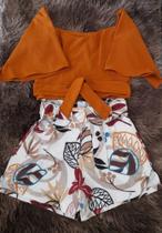 Conjunto de short estampado com Blusa tamanho 38
