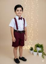 Conjunto de Shorts Social com Camisa Branca e Acessórios Marsala Conjunto de Shorts Social com Camisa Branca e Acessórios Marsala