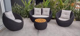 Conjunto de Sofá em Corda Náutica Bola - 1 Sofá 2L + 2 Poltronas + Mesa Centro - Tecido Fendi Conjunto de Sofá em Corda Náutica Bola - 1 Sofá 2L + 2 Poltronas + Mesa Centro - Tecido Fendi